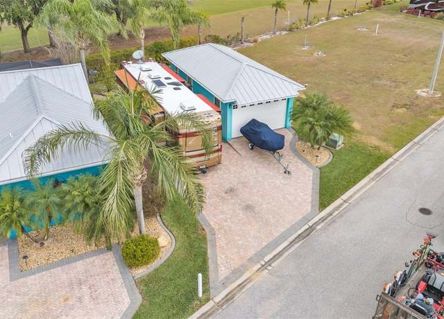 Property at 3247 Red Tail Hawk Dr, Polk City, FL 33868