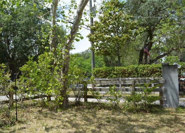 Property at 1650 Lake Harney Rd, Geneva, FL 32732