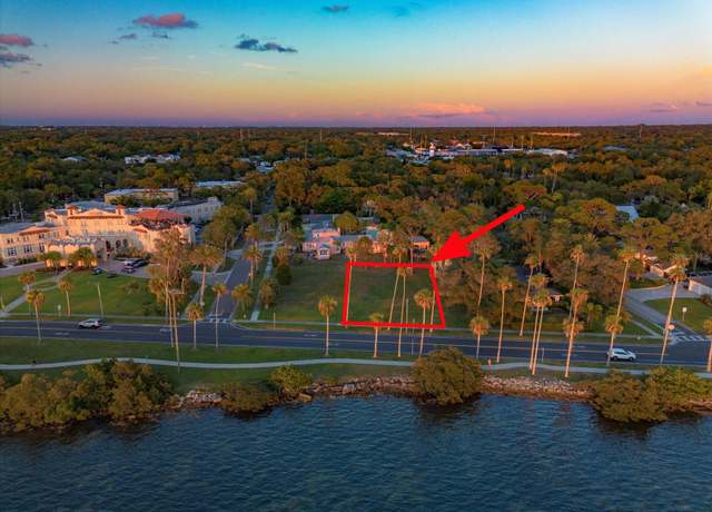 Property at 435 Edgewater Dr, Dunedin, FL 34698