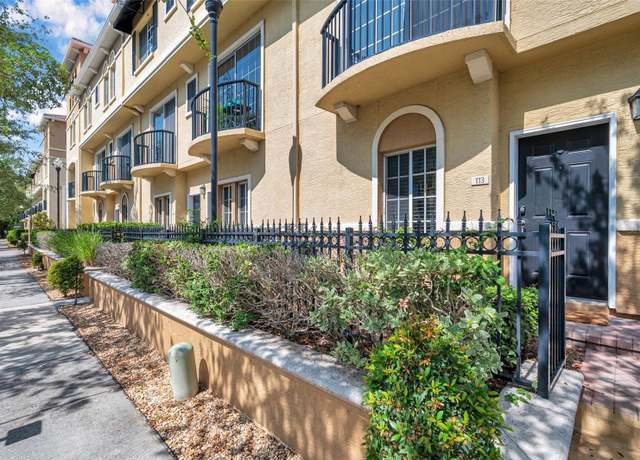 Property at 113 S Sherrill St #113, Tampa, FL 33609, 2 beds, 2.5 baths