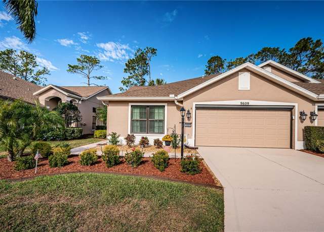 Property at 9609 Brookdale Dr, New Port Richey, FL 34655, 2 beds, 2 baths