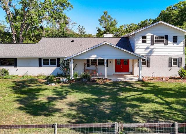 Property at 29125 Old Trilby Rd, Brooksville, FL 34602, 4 beds, 3 baths