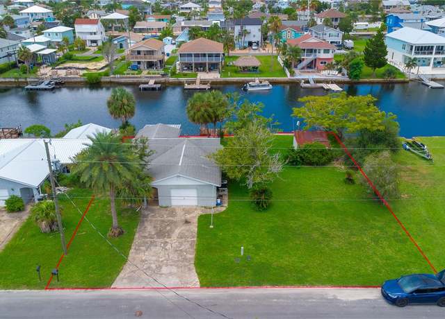 Property at 4011 Centavo Ct, Hernando Beach, FL 34607, 2 beds, 2 baths