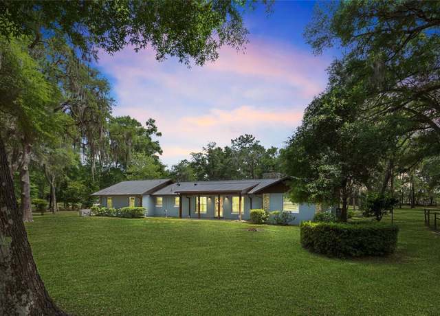 Property at 19300 SW 60th St, Dunnellon, FL 34432, 2 beds, 2 baths