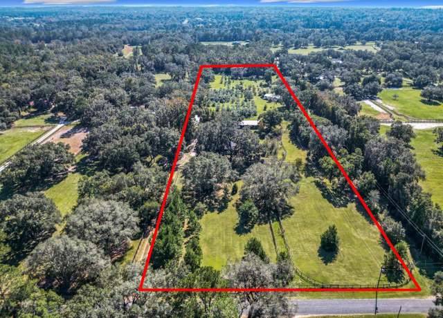 Property at 11950 NW 100th St, Ocala, FL 34482, 3 beds, 2 baths