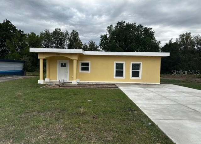 Property at 708 E Broadway St, Fort Meade, FL 33841, 3 beds, 2 baths