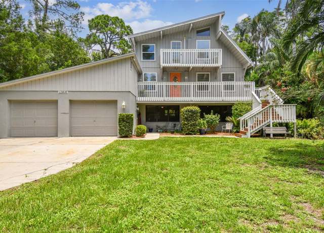 Property at 12835 74th Ave, Seminole, FL 33776, 4 beds, 3 baths