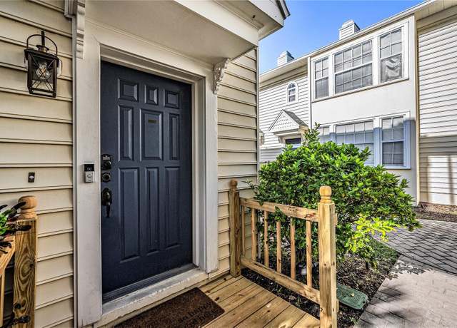 Property at 307 S Bungalow Park Ave Unit B, Tampa, FL 33609, 3 beds, 2.5 baths