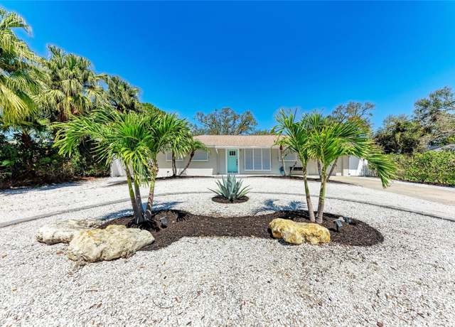 Property at 3304 7th Street Ct W, Palmetto, FL 34221, 3 beds, 2 baths