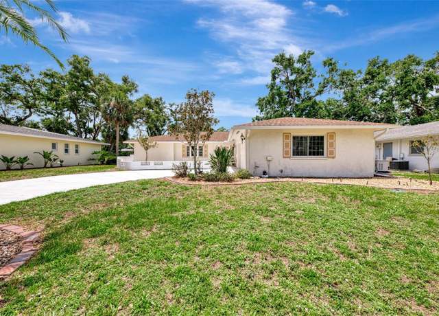 Property at 2924 Valley Forge St, Sarasota, FL 34231, 3 beds, 2 baths