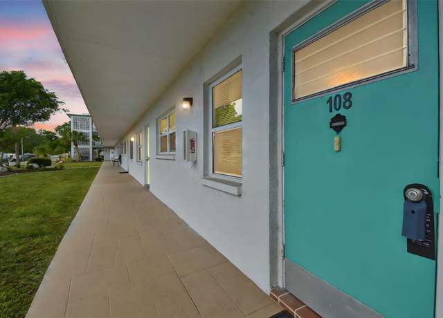 Property at 1900 59th Ave N #108, St Petersburg, FL 33714, 1 bed, 1 bath