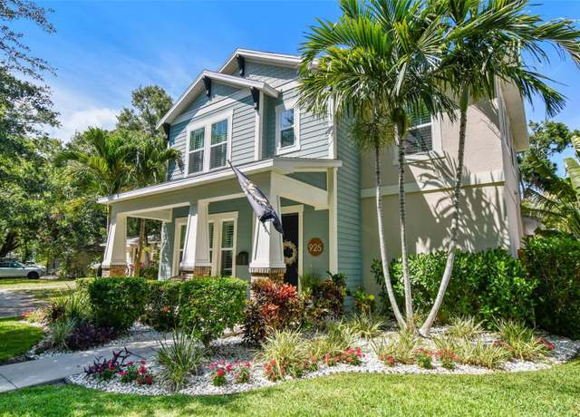 Property at 925 Monticello Blvd N, St Petersburg, FL 33703, 4 beds, 2.5 baths