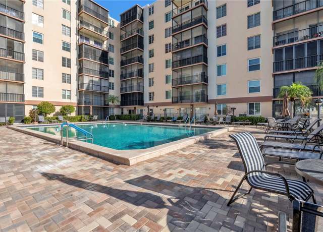 Property at 2901 26th St W #204, Bradenton, FL 34205, 2 beds, 2 baths