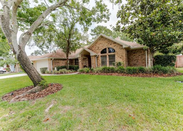 Property at 356 Remington Dr, Oviedo, FL 32765, 4 beds, 2 baths