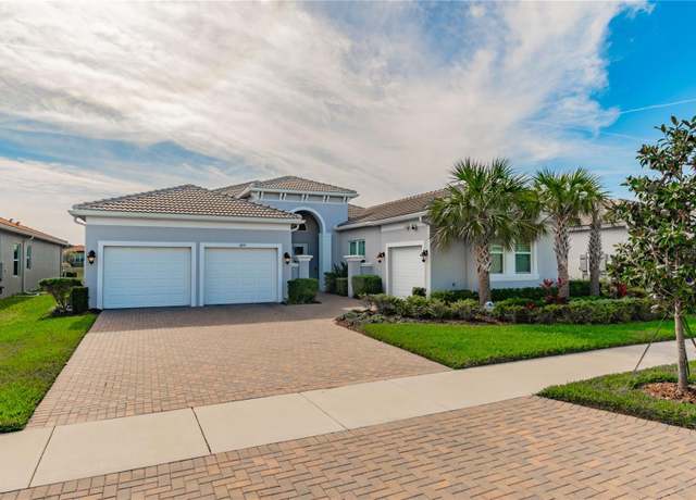 Property at 4919 Pamplona Ct, Wimauma, FL 33598, 3 beds, 3.5 baths