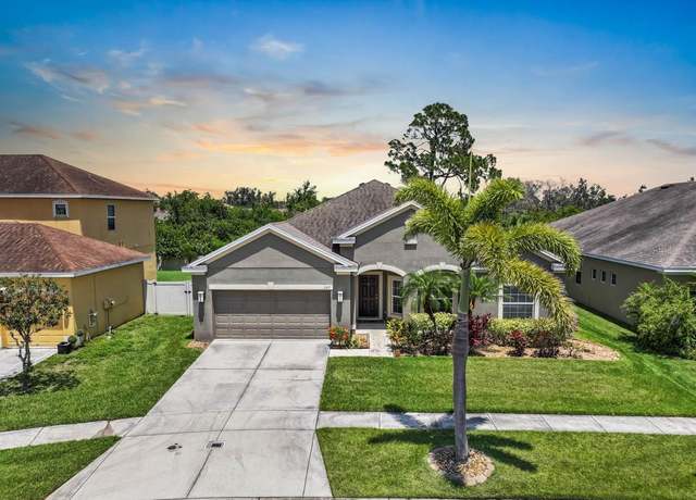 Property at 1517 Yale Castle Ct, Ruskin, FL 33570, 3 beds, 2.5 baths