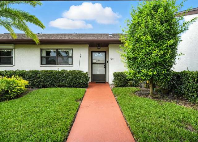 Property at 7933 Radcliffe Cir, Port Richey, FL 34668, 2 beds, 2 baths