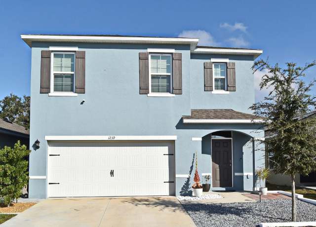 Property at 1239 Berry Ln, Davenport, FL 33837, 5 beds, 3 baths