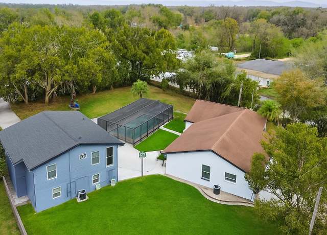Property at 20 2nd Ave SE, Lutz, FL 33549, 8 beds, 7 baths