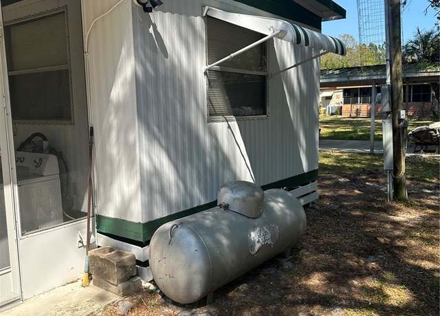 Property at 6590 E Lakato Ln, Inverness, FL 34453, 2 beds, 1 bath