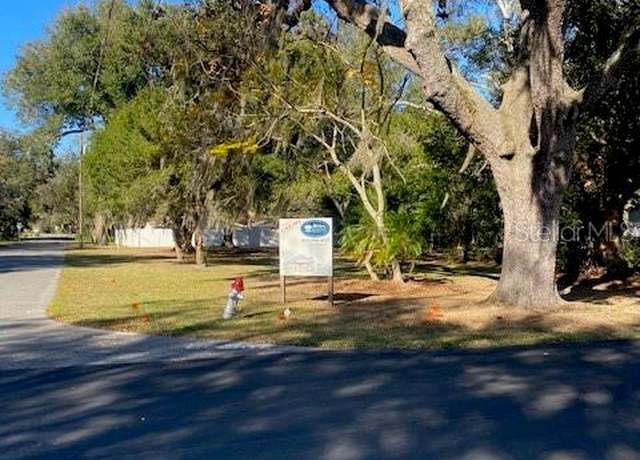 Property at 5629 18th St, Zephyrhills, FL 33542