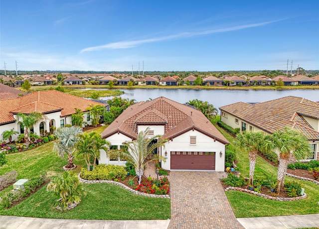 Property at 26837 Weiskopf Dr, Englewood, FL 34223, 3 beds, 2.5 baths