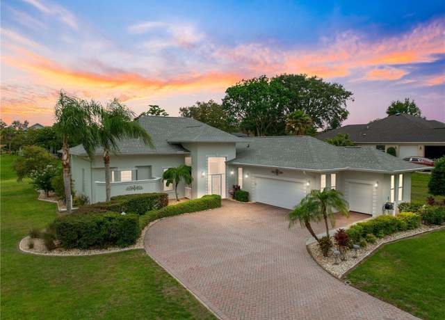 Property at 39145 Treeline Dr, Lady Lake, FL 32159, 2 beds, 2.5 baths