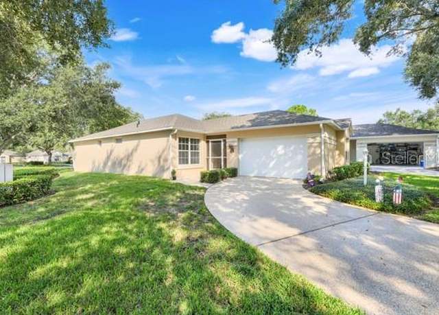 Property at 4220 Chamberlain Way, Clermont, FL 34711, 2 beds, 2 baths