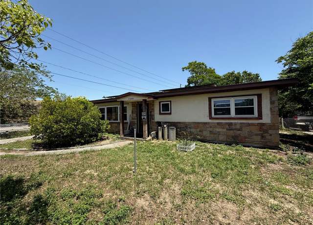 Property at 1208 Lowry Ave, Haines City, FL 33844, 3 beds, 1 bath