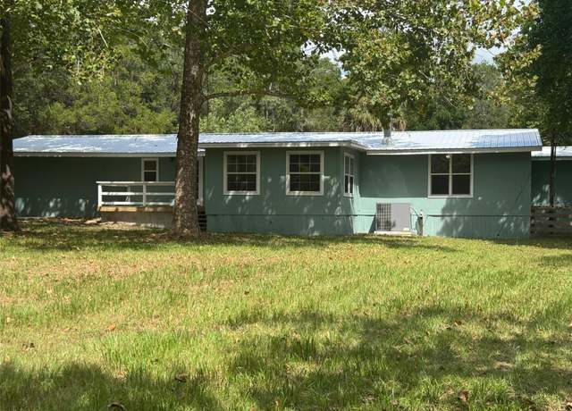 Property at 3020 SW 189th Ave, Dunnellon, FL 34432, 4 beds, 3 baths