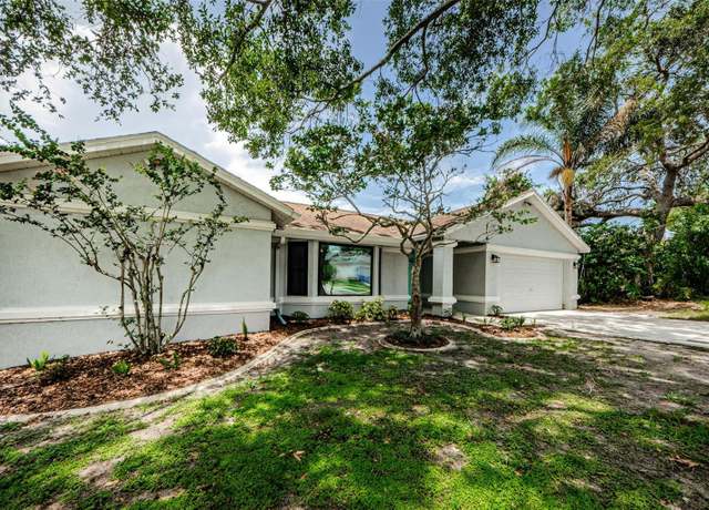 Property at 2609 Sunnyside Cir, Palm Harbor, FL 34684, 3 beds, 2 baths