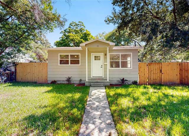 Property at 1924 48th St S, St Petersburg, FL 33711, 4 beds, 2 baths