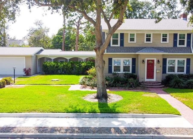 Property at 708 32nd St W, Bradenton, FL 34205, 4 beds, 3 baths