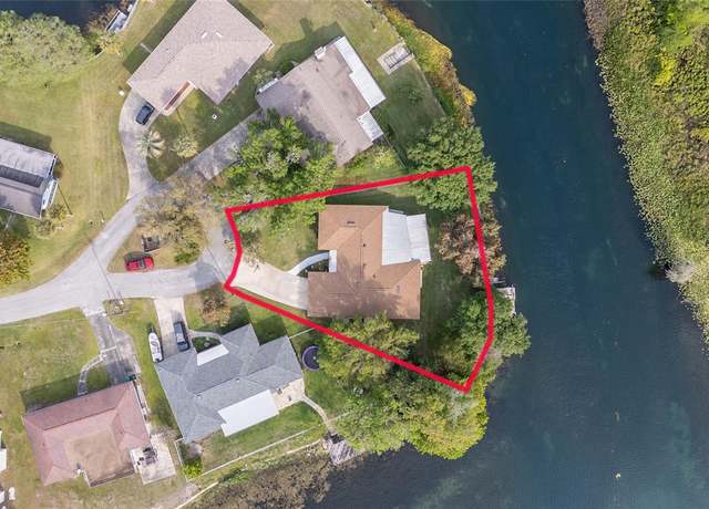 Property at 12180 Maple St, Dunnellon, FL 34432, 4 beds, 2.5 baths