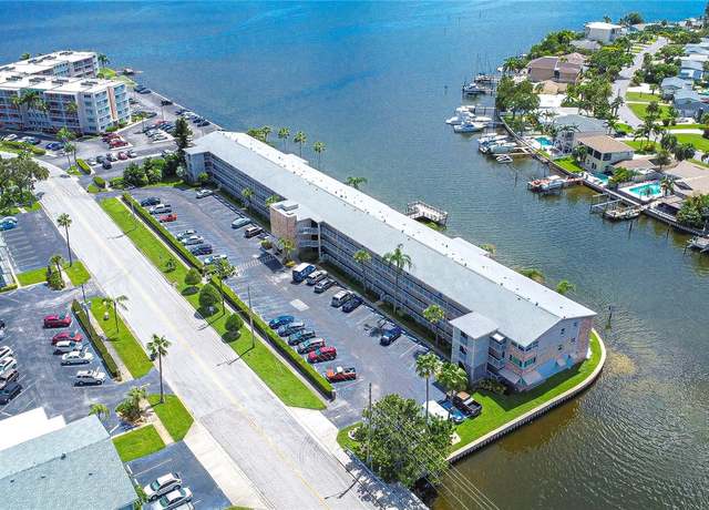 Property at 1893 Shore Dr S #206, South Pasadena, FL 33707, 2 beds, 1 bath