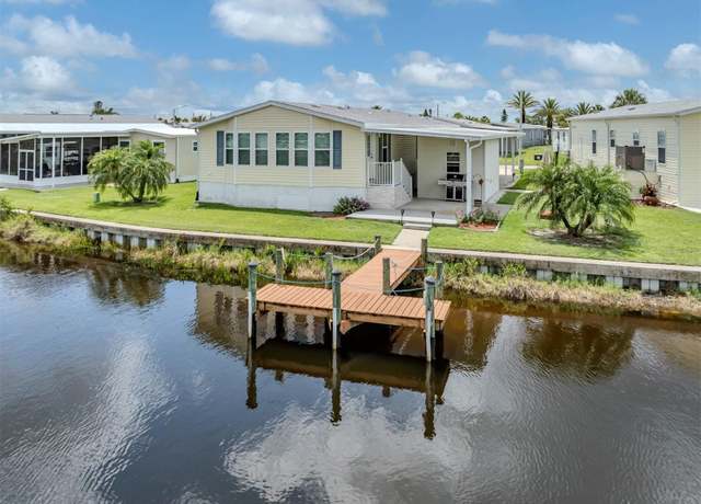 Property at 700 Blackburn Blvd, North Port, FL 34287, 2 beds, 2 baths