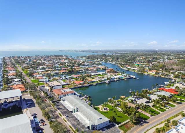 Property at 3717 46th Ave S #7, St Petersburg, FL 33711, 1 bed, 1 bath