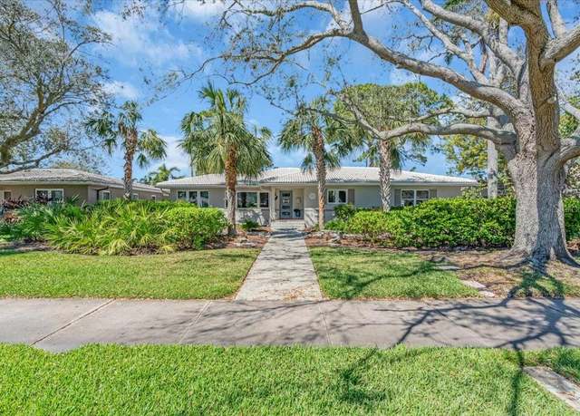 Property at 276 Snell Isle Blvd NE, St Petersburg, FL 33704, 2 beds, 2 baths