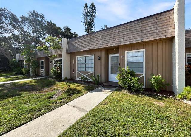 Property at 11511 113th St Unit 5C, Largo, FL 33778, 2 beds, 2 baths