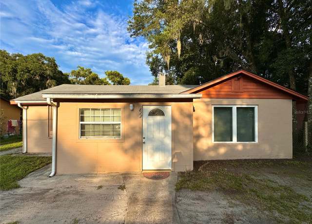Property at 813 S Florida Ave, Deland, FL 32720, 2 beds, 1 bath