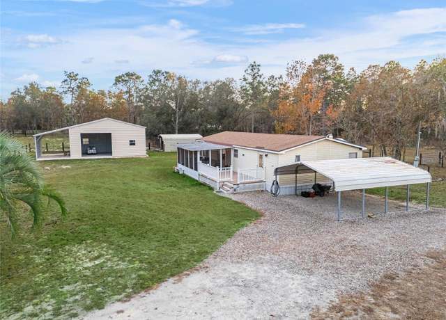 Property at 14950 NE 11th Pl, Williston, FL 32696, 3 beds, 2 baths