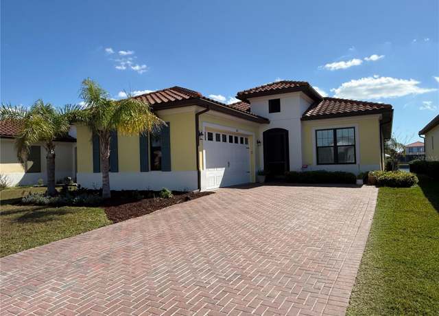 Property at 2217 5th St E, Palmetto, FL 34221, 3 beds, 2.5 baths