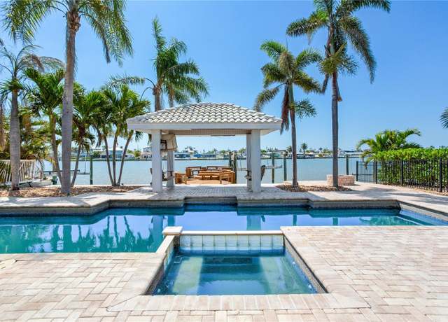 Property at 16353 Redington Dr, Redington Beach, FL 33708, 2 beds, 2 baths