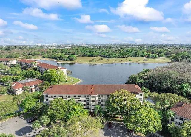 Property at 2907 Carambola Cir S #206, Pompano Beach, FL 33066, 2 beds, 2 baths