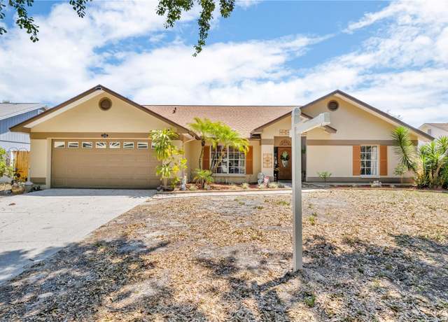 Property at 1536 Norwick Dr, Lutz, FL 33559, 3 beds, 2 baths