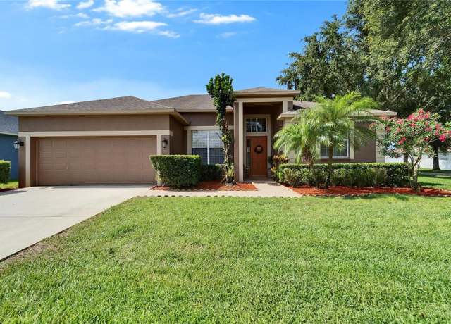 Property at 2803 Abbey Grove Dr, Valrico, FL 33594, 4 beds, 3 baths