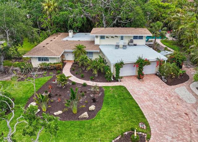 Property at 6343 Hollywood Blvd, Sarasota, FL 34231, 4 beds, 3.5 baths