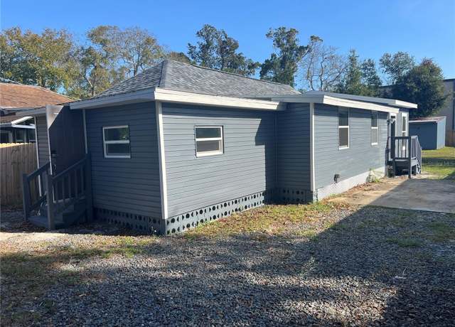 Property at 339 Maple St, Daytona Beach, FL 32114, 3 beds, 2 baths