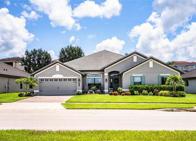 Property at 4222 Juliana Lake Dr, Auburndale, FL 33823, 4 beds, 3 baths