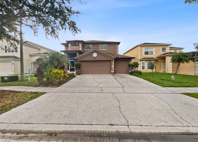 Property at 148 Harwood Cir, Kissimmee, FL 34744, 3 beds, 2.5 baths